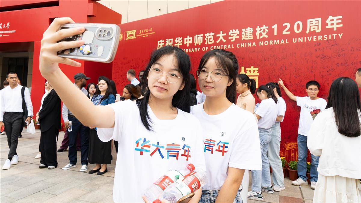 大圣闹海9900炮捕鱼